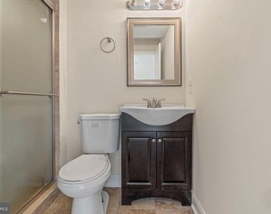 1724 W Master Street - Photo Thumbnail 23