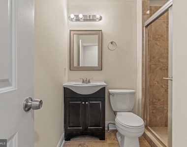 1724 W Master Street - Photo Thumbnail 11