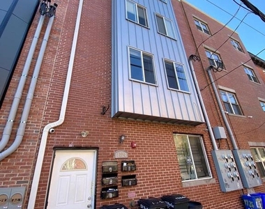 1724 W Master Street - Photo Thumbnail 24