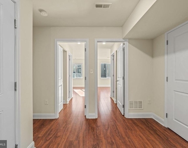 1724 W Master Street - Photo Thumbnail 18