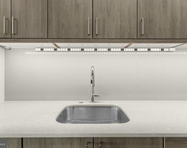525 N 41st Street - Photo Thumbnail 6