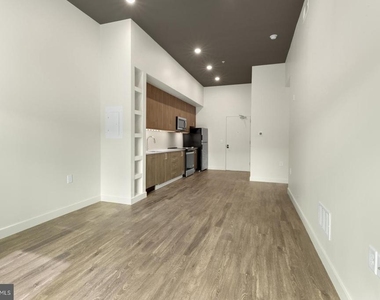 525 N 41st Street - Photo Thumbnail 9