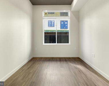 525 N 41st Street - Photo Thumbnail 12