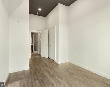525 N 41st Street - Photo Thumbnail 13