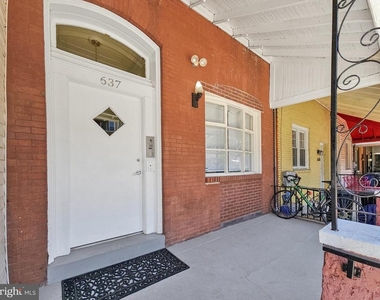 637 N 32nd Street - Photo Thumbnail 2