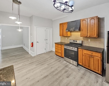 637 N 32nd Street - Photo Thumbnail 8