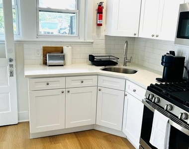 525 N Broad Street - Photo Thumbnail 7