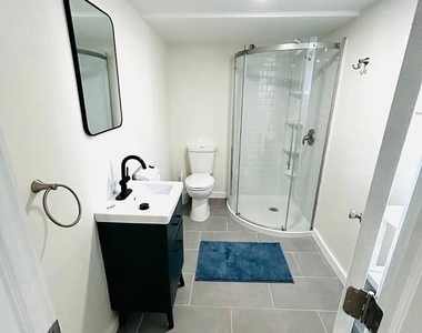 525 N Broad Street - Photo Thumbnail 12
