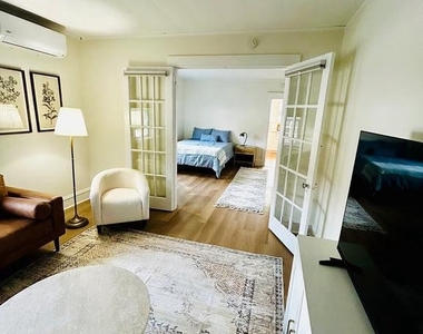 525 N Broad Street - Photo Thumbnail 2