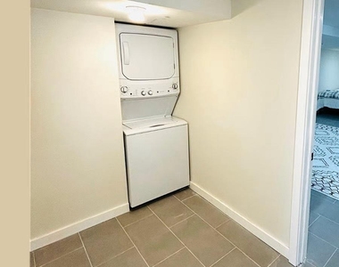 525 N Broad Street - Photo Thumbnail 9