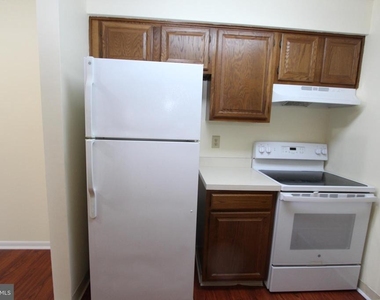 5012 Ravens Crest Dr - Photo Thumbnail 5