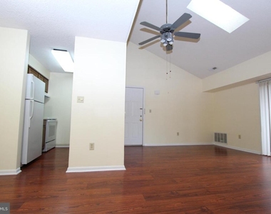 5012 Ravens Crest Dr - Photo Thumbnail 2