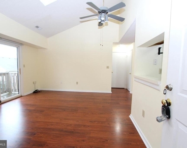 5012 Ravens Crest Dr - Photo Thumbnail 1