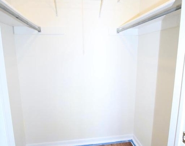 5012 Ravens Crest Dr - Photo Thumbnail 11