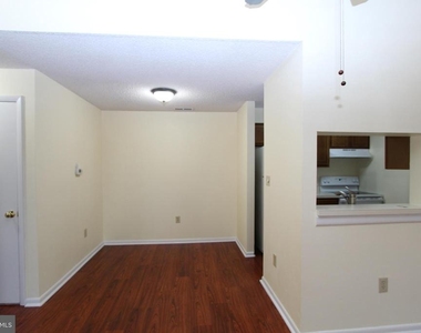 5012 Ravens Crest Dr - Photo Thumbnail 4