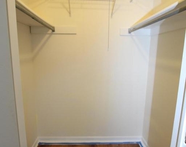 5012 Ravens Crest Dr - Photo Thumbnail 12