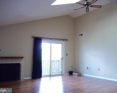 1203 Ravens Crest East - Photo Thumbnail 5