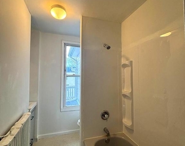 49 Hopkins Street - Photo Thumbnail 13