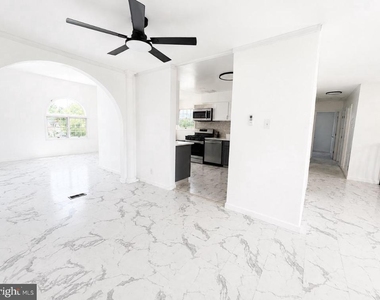 610 Ogden Drive - Photo Thumbnail 4