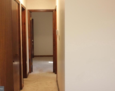 44759 Woodlake Court - Photo Thumbnail 12