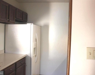 44759 Woodlake Court - Photo Thumbnail 5