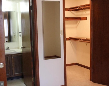 44759 Woodlake Court - Photo Thumbnail 14
