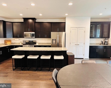 12220 Montreat Place - Photo Thumbnail 3