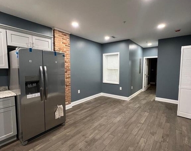 2020 Mcculloh Street - Photo Thumbnail 1