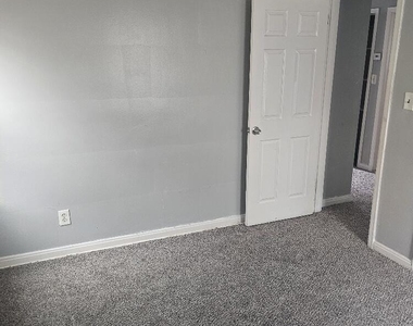 12944 Rosemont - Photo Thumbnail 1