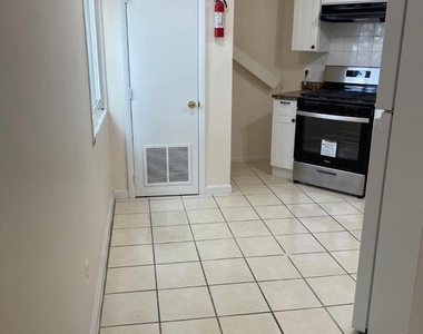 500 17th Street Ne - Photo Thumbnail 7
