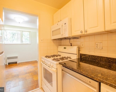 2400 41st Street Nw - Photo Thumbnail 12