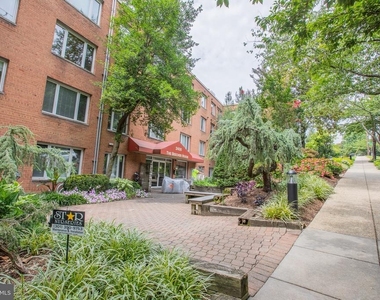 2400 41st Street Nw - Photo Thumbnail 1