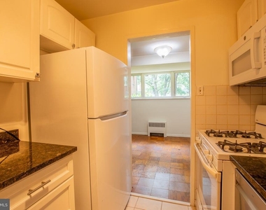 2400 41st Street Nw - Photo Thumbnail 11