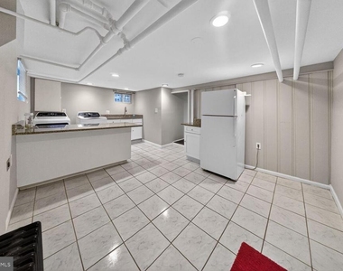 1353 Kennedy Street Nw - Photo Thumbnail 24