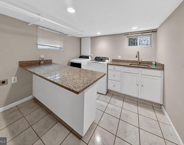 1353 Kennedy Street Nw - Photo Thumbnail 23