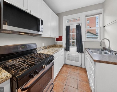 1353 Kennedy Street Nw - Photo Thumbnail 8