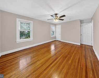 1353 Kennedy Street Nw - Photo Thumbnail 12
