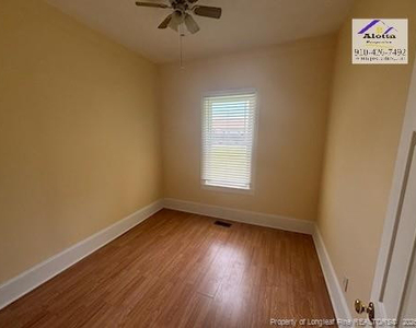 3916 Middle Street - Photo Thumbnail 4