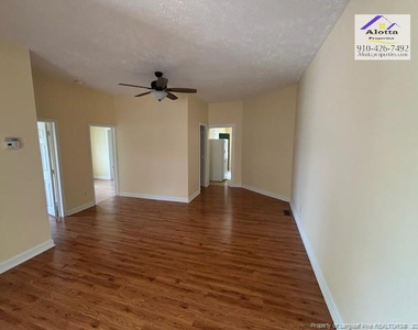 3916 Middle Street - Photo Thumbnail 9