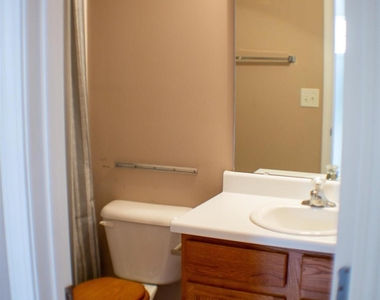5145 Mabe Drive - Photo Thumbnail 10