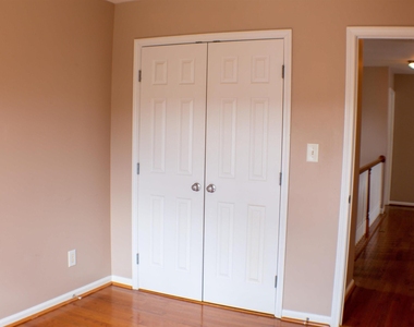 5145 Mabe Drive - Photo Thumbnail 13