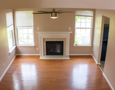 5145 Mabe Drive - Photo Thumbnail 2