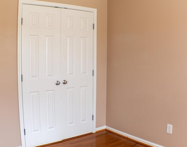 5145 Mabe Drive - Photo Thumbnail 14