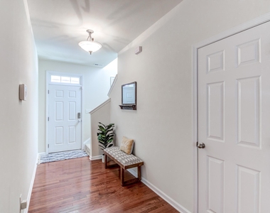 708 Mardonie Reach Lane - Photo Thumbnail 1
