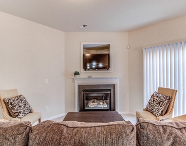 708 Mardonie Reach Lane - Photo Thumbnail 6