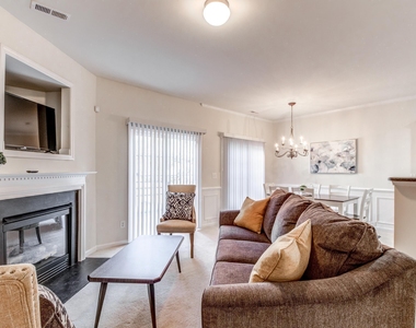 708 Mardonie Reach Lane - Photo Thumbnail 7