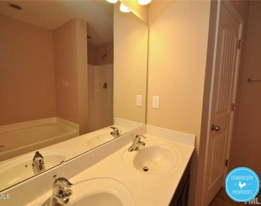 307 Leighann Ridge Lane - Photo Thumbnail 7