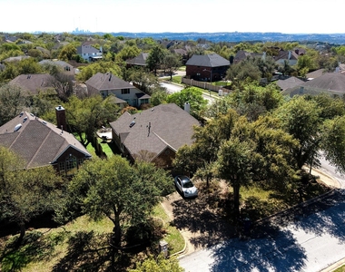 5201 Kite Tail Dr - Photo Thumbnail 26