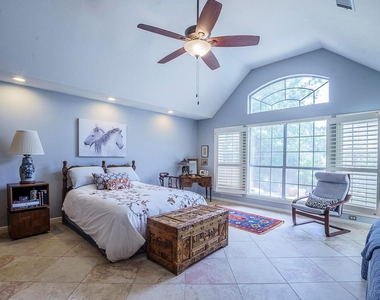 5201 Kite Tail Dr - Photo Thumbnail 16