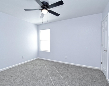401 Bandara Woods Blvd - Photo Thumbnail 21